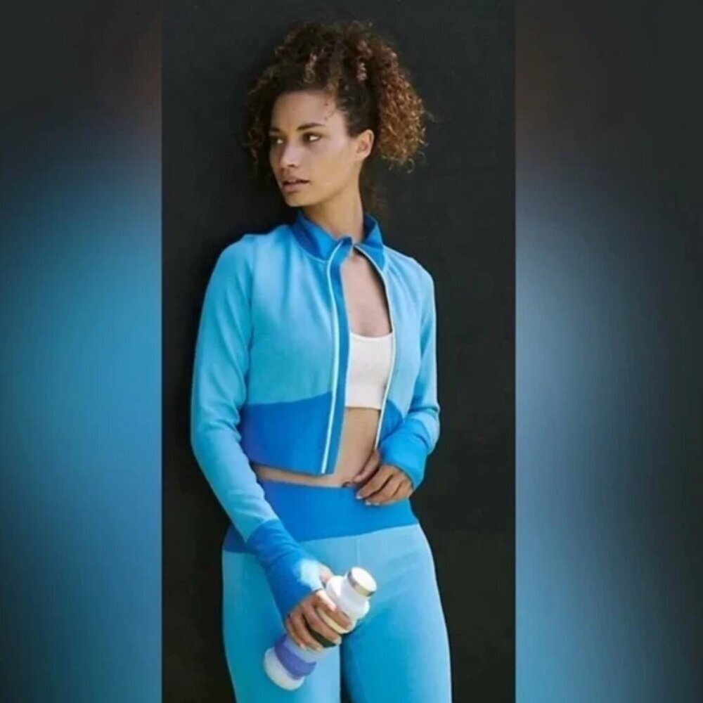 NWOT FP‎ Movement Formula Won Zip Layer Jacket Colorblock Blue size Small
